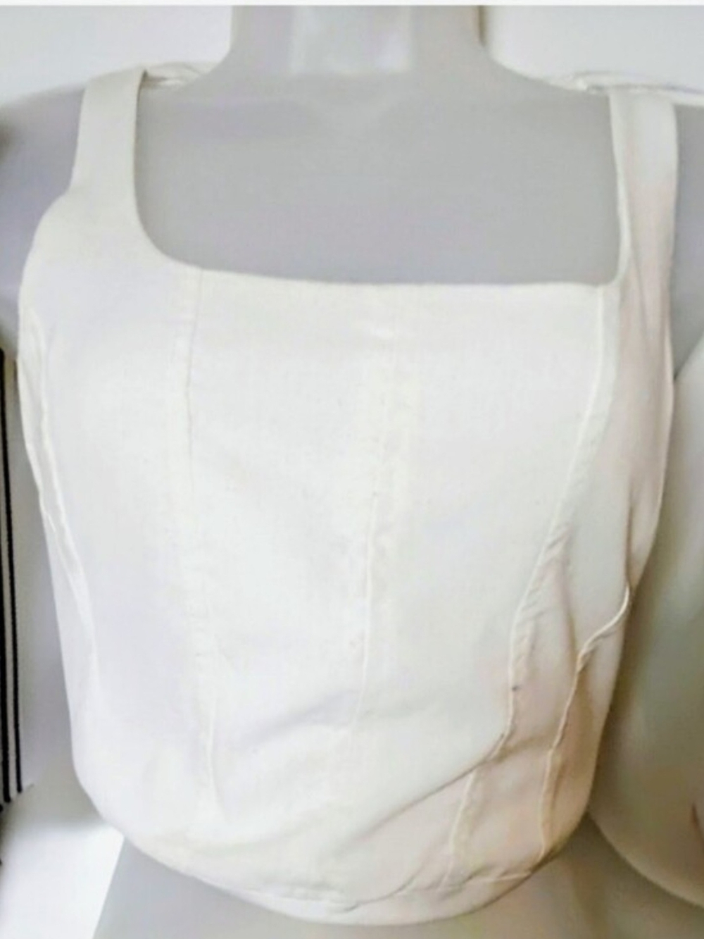 Women's Square-Neck Cropped Tank Top in White